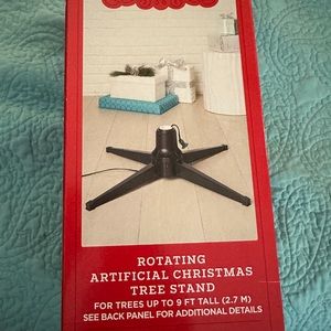 Rotating tree stand